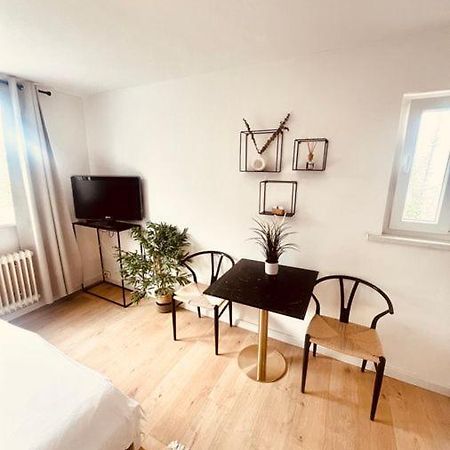 Ferienwohnung An Der Uniklinik Mit Eigener Kueche Und Renoviertem Badezimmer Χόμπουργκ Εξωτερικό φωτογραφία
