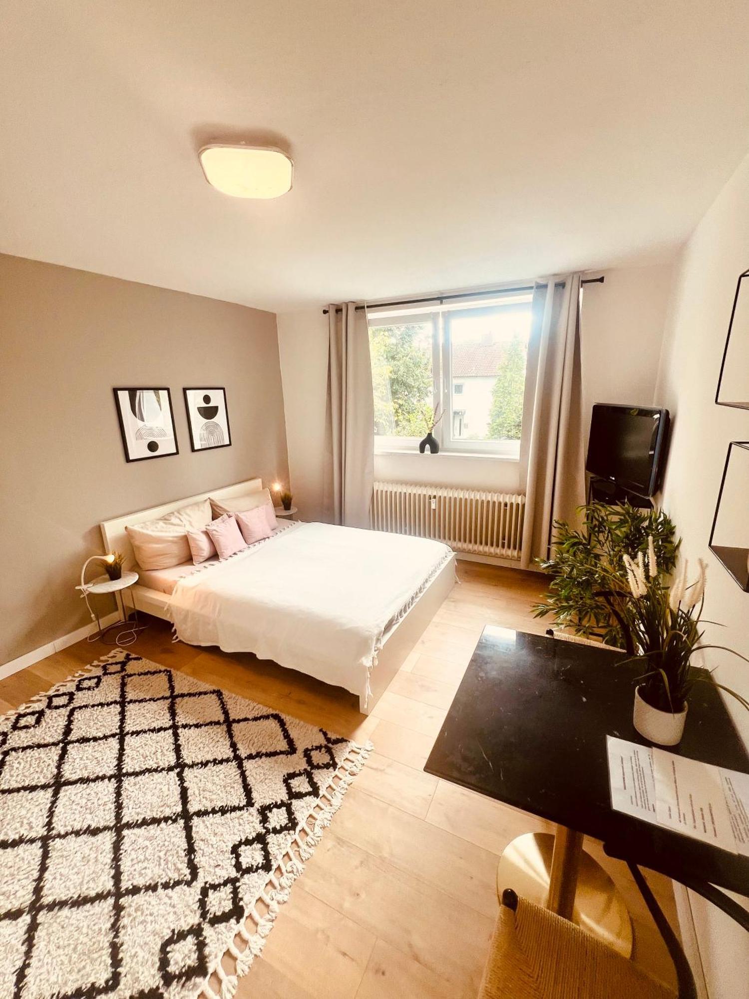 Ferienwohnung An Der Uniklinik Mit Eigener Kueche Und Renoviertem Badezimmer Χόμπουργκ Εξωτερικό φωτογραφία